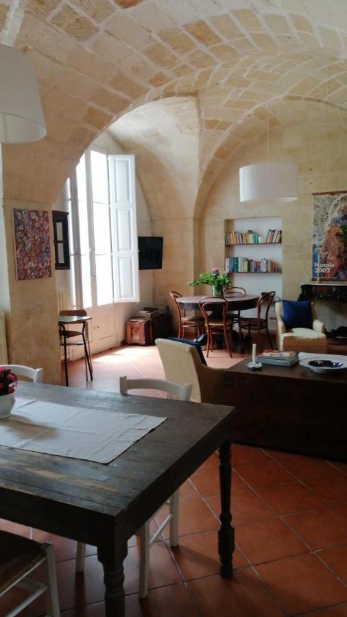 Appartement Le Volte Di San Leonardo à Lecce Extérieur photo