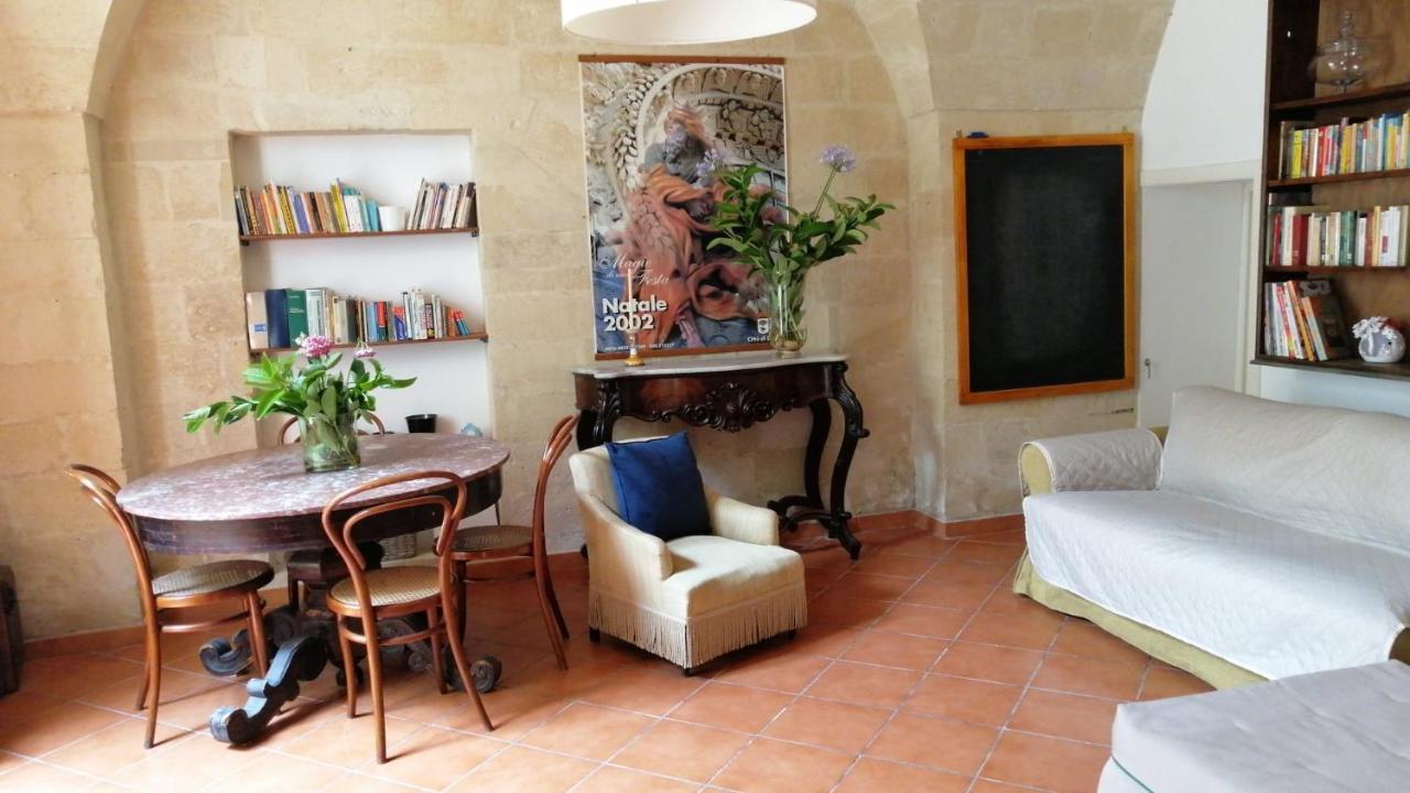Appartement Le Volte Di San Leonardo à Lecce Extérieur photo
