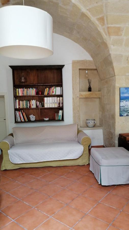 Appartement Le Volte Di San Leonardo à Lecce Extérieur photo