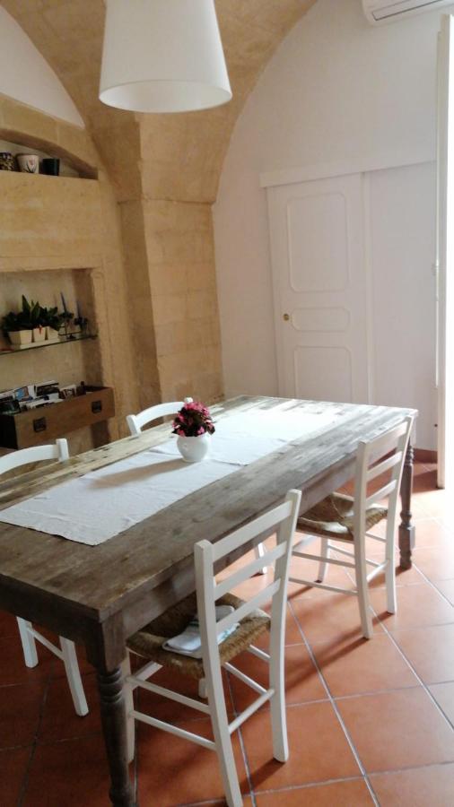 Appartement Le Volte Di San Leonardo à Lecce Extérieur photo